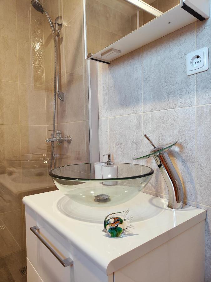 Green Hill Valley Apartments Каунас Экстерьер фото