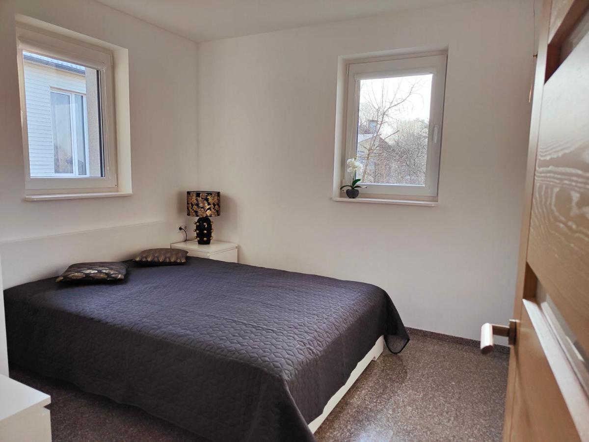Green Hill Valley Apartments Каунас Экстерьер фото