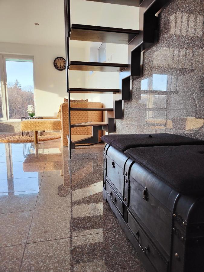 Green Hill Valley Apartments Каунас Экстерьер фото